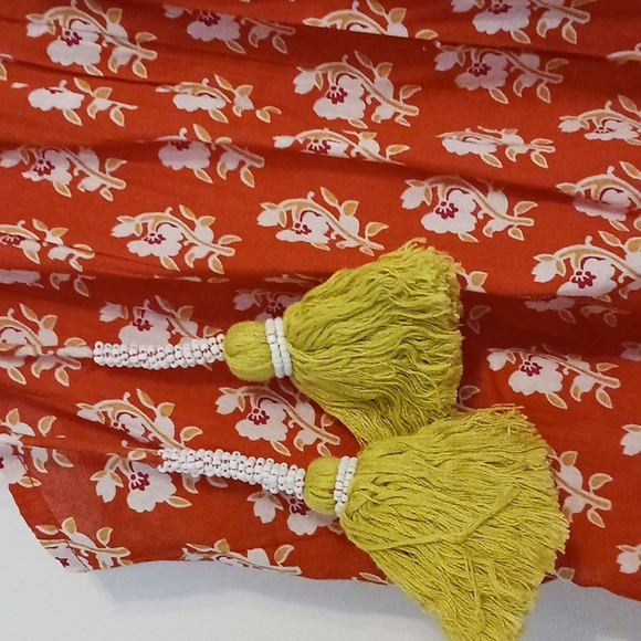 Atelier by Nicole Miller Embroidered Tank Top in Size Large (NWT) - Picture 5 of 9